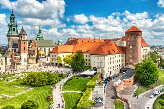 Private Transfer: Krakow Airport to Krakow City Center Vice Versa - Pickup and Drop-off