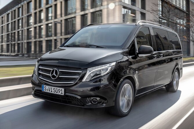 Private Transfer: Stuttgart Airport STR to Stuttgart by MB Van - Pickup Information