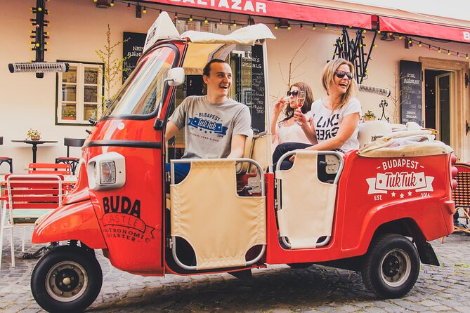 Private Tuk Tuk Tour With Wine Sampling and Cheese Platter in Budapest