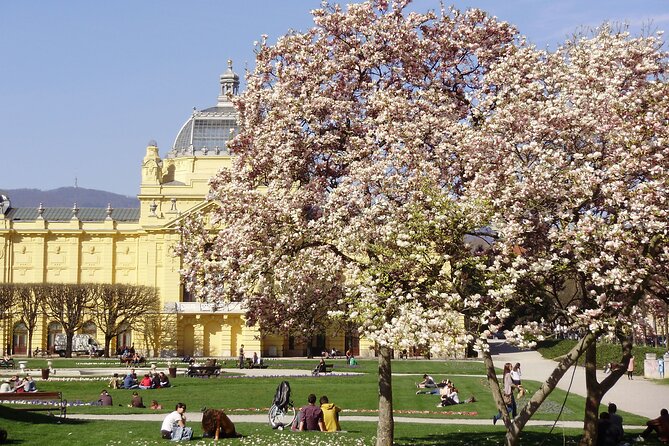 Private Walking Tour of Zagreb With Funicular Tickets