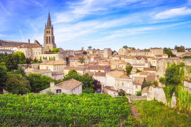 Private Wine Trip to Saint-Emilion Aboard Vintage French Presidential Car - Exclusive Wine Tour Experience