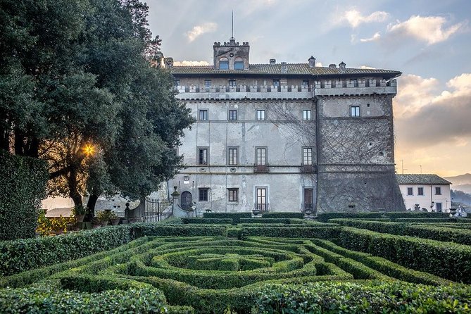 Roman Castles and Gardens - Stunning Garden Landscapes