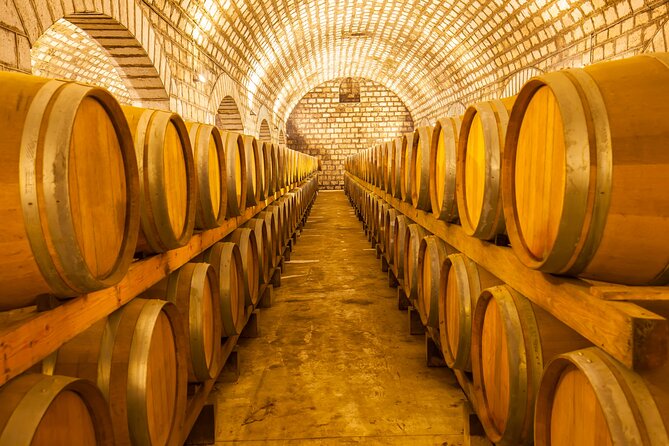 San Gimignano, Chianti and Montalcino Through Tuscan Wine
