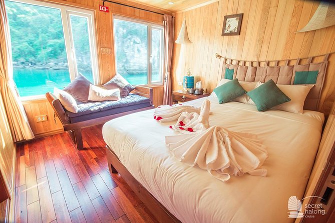 Secret Halong Cruise – the Responsible Excursion in Halong Bay