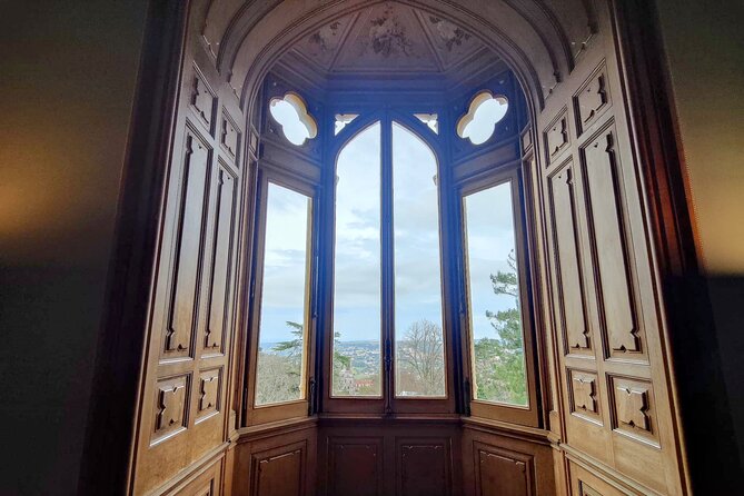 Sintras Private Walking Tour: Regaleira and Biester Palace - Meeting Point Details