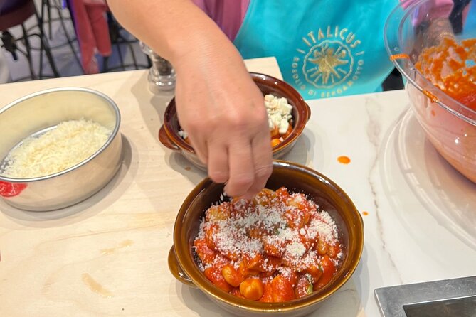 Sorrento Cooking Class: Food, Music and Free Wine - Customer Reviews