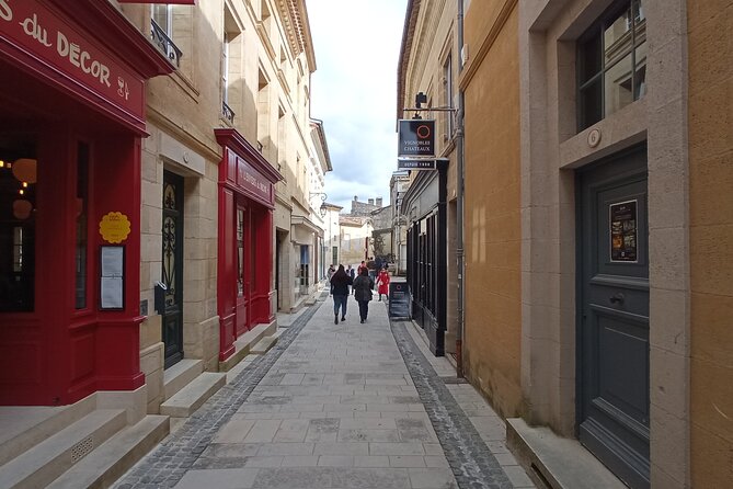 St Emilion Quest Experience: Footsteps of Isaac Newton - Meeting and Pickup
