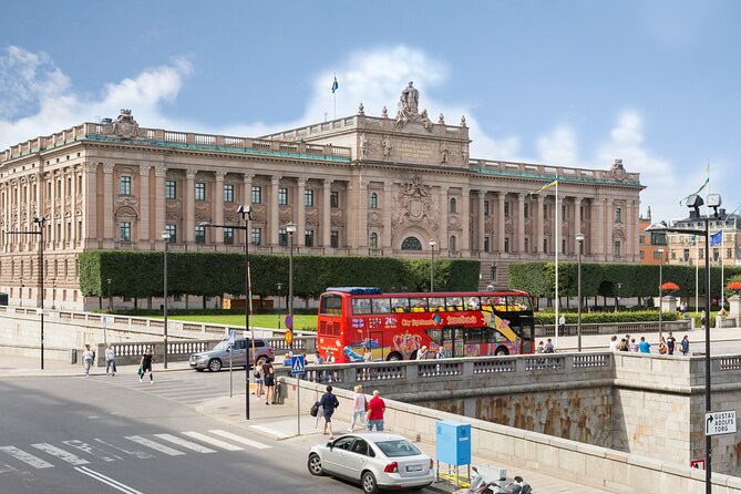 Stockholm Guided Walking Tour With Hop on Hop off Bus