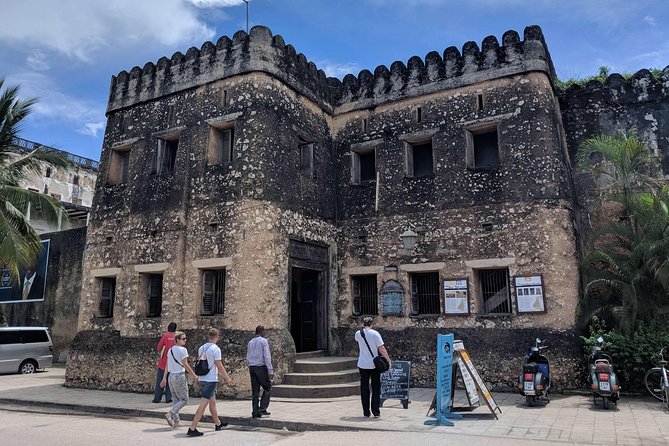 Stonetown Historical Walking Tour & Traditional Lunch - Tour Itinerary