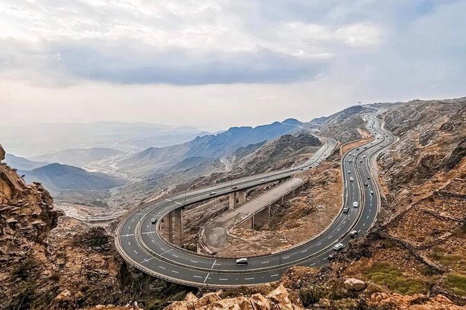 Taif City to Jeddah City Seamless Private Transfer
