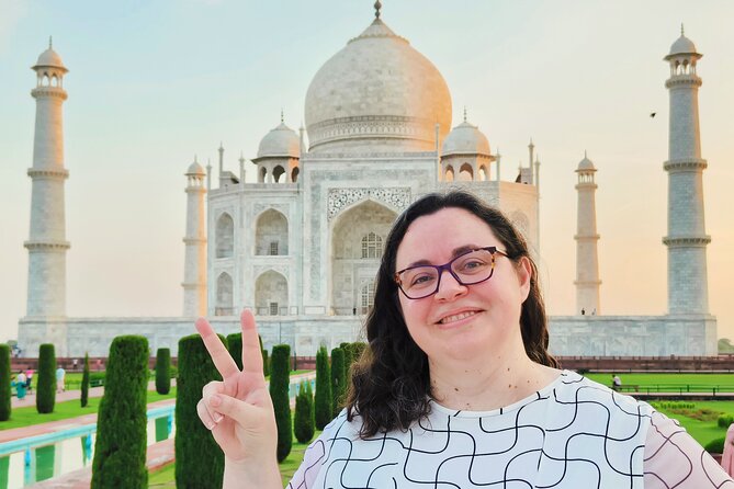 Taj Mahal Trip by Express Train From Delhi – Private Day Tour