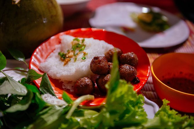 The 10 Tastings of Siem Reap With Locals: Private Street Food Tour - Tour Overview