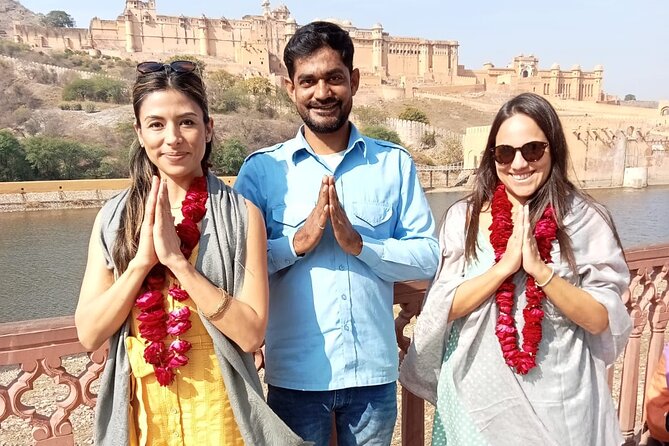 To or From Jaipur Hotels or Jaipur International Airport - Service Details