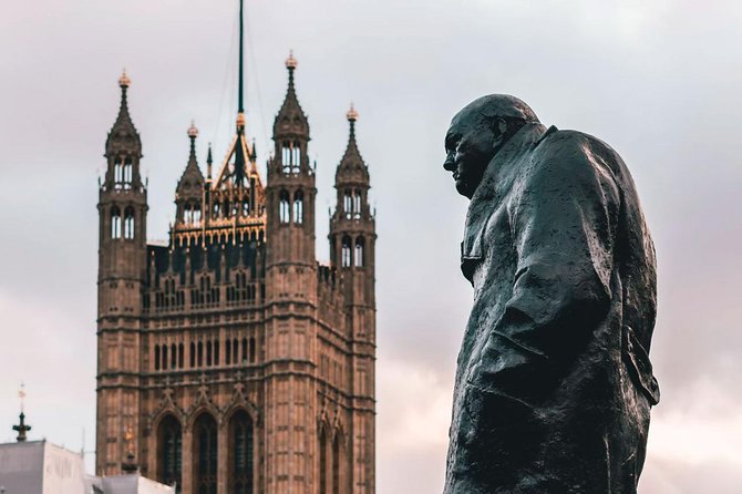 Top 10 People in British History: Churchill & Royals - Oliver Cromwell: The Lord Protector