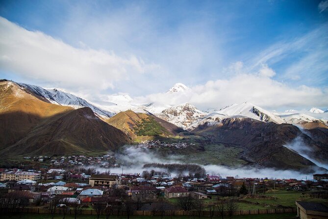 Tours & Cafe & Other Activities in Kazbegi – Stepantsminda