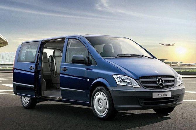 Transfer FEZ AIRPORT to Any Hotel in FEZ in an AC Vehicle