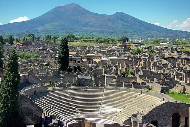 Transfer From Maiori to Naples And/Or Vice Versa - Vehicle Amenities Included