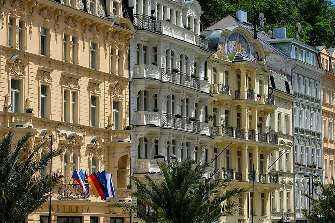 Transfer From Prague to Karlovy Vary: Private Daytrip With 2h for Sightseeing - Departure Details and Logistics