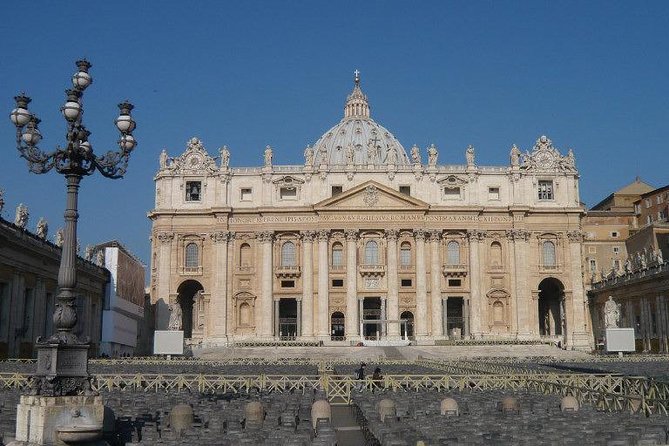 Transfer From Rome Center to Ciampino Airport With Minivan - Vehicle Amenities and Pickup Information