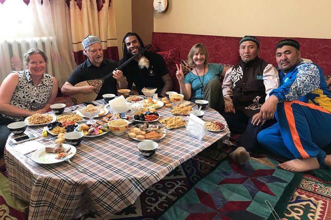 Trip to Kazakh Family of Eagle Hunters in Nur-Sultan (6 Hours)