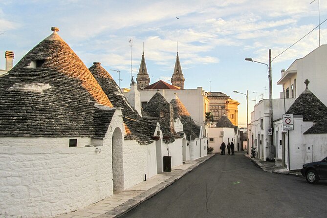 Trulli Treasures: Discovering Alberobello