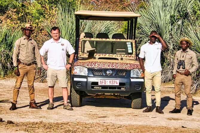Unique High Tea Safari Game Drive in the Savannah - Inclusions and Meeting Information