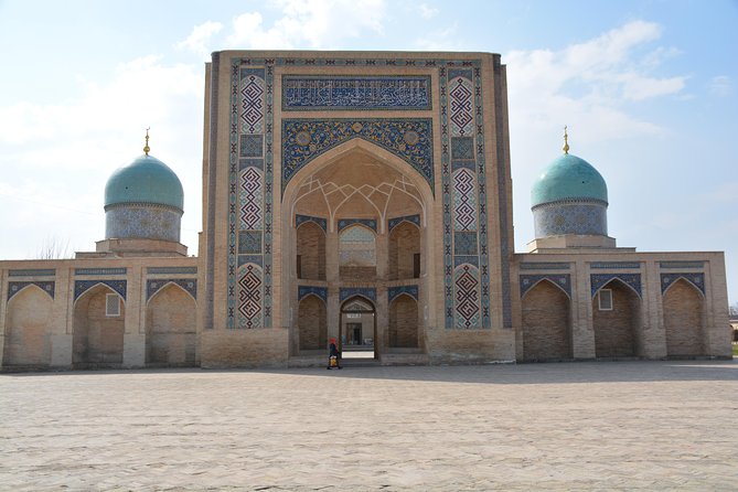 Uzbekistan – Fairy Tales From 1001 Nights