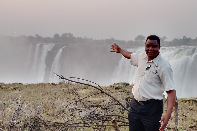 Victoria Falls Airport Pvt Transfers, Sundowner Cruise & Tour of the Falls Combo - Inclusions and Services
