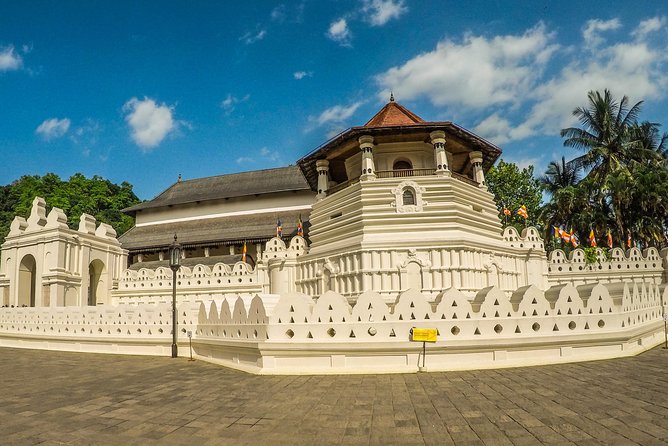 Visit Sri Lanka 7 Days Round Trip - Inclusions and Exclusions