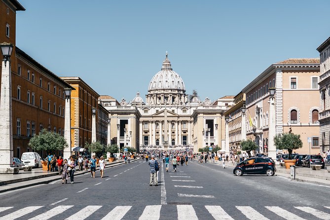 Visit the Vatican Museum in Private Skipping the Line - Experience the Vatican Museum Privately