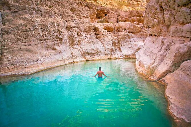 Wadi Shab & Bimah Sinkhole