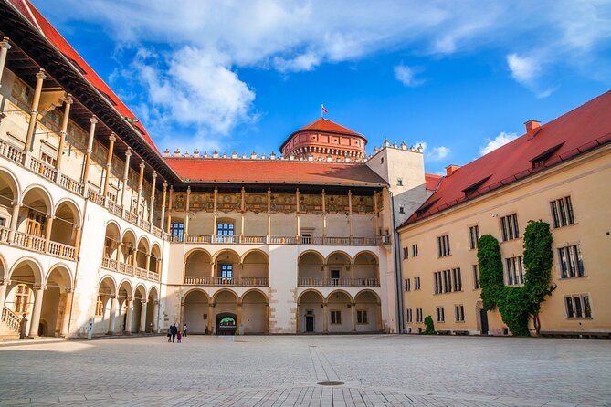 Wawel Castle & Cathedral Skip the Line Small Group Tour - Tour Highlights