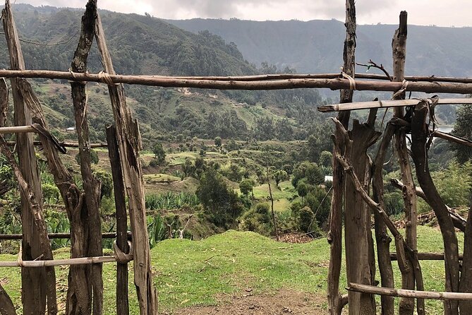 Wenchi Crater Lake Day Trip