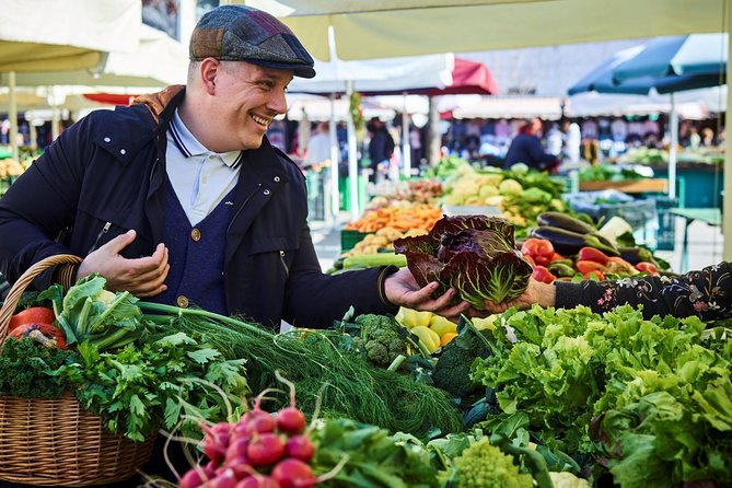 Yummy Market Walk - Tour Start Time