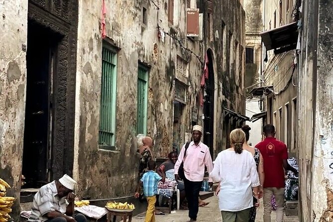 Zanzibar Stone Town Highlight Walking Tour - Tour Amenities