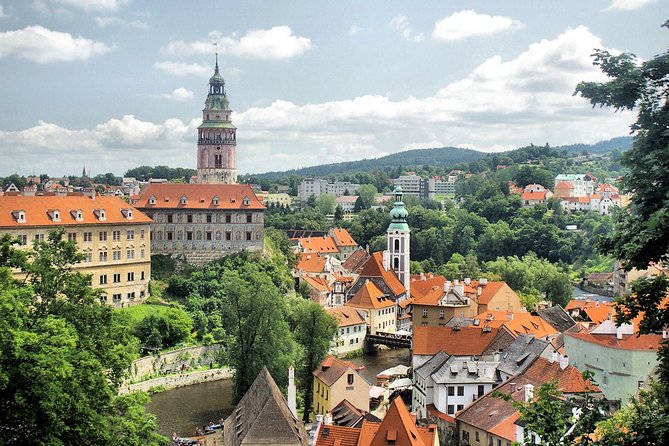 2-Day Private Tour From Prague to Munich via Hallstatt, Salzburg and Krumlov - Good To Know