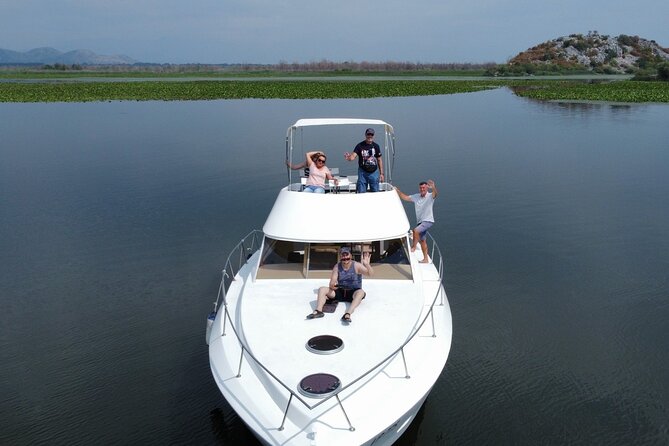2-Hour Luxury Yacht Tour in Lake Skadar