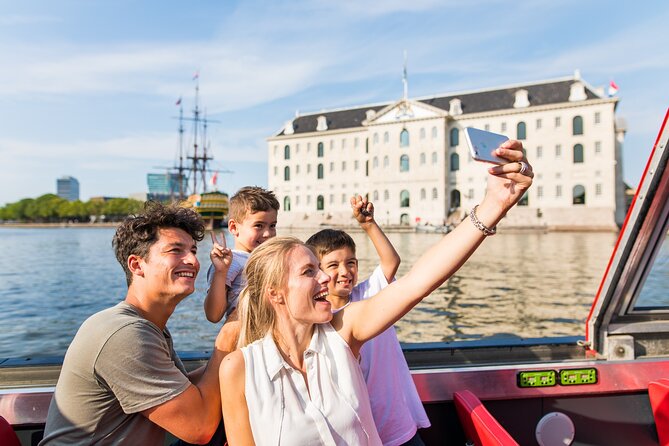 1 Hour Amsterdam Canal Cruise With Audio Guide - Experience Details