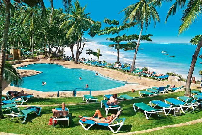 13-Days Discover Kenya Wildlife Private Safari & Diani Beach Holiday