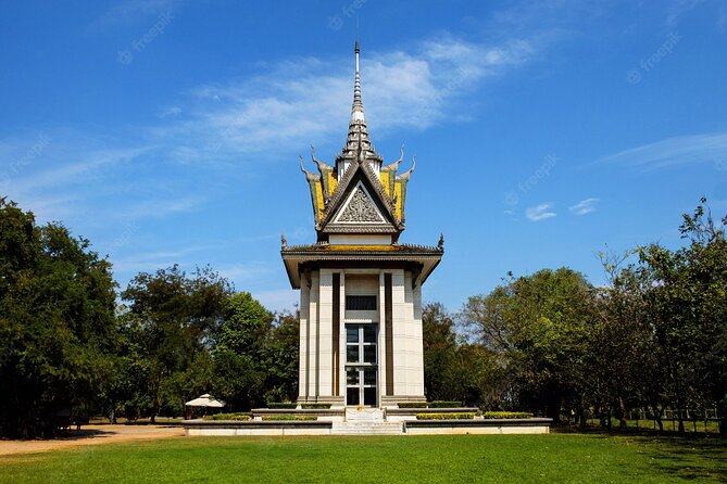 13 Days Private Tour to Cambodia, Angkor Wat and Vietnam