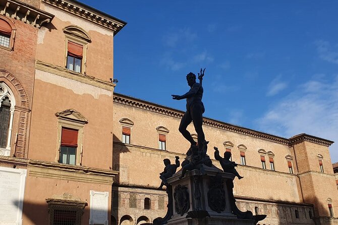 2-Hour Walking Tour Discovering the Musical Side of Bologna