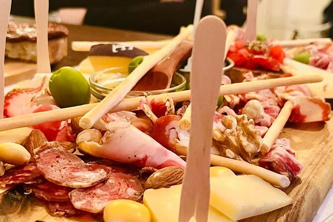 3-Hour Private Guided Tour of Naples With Wine Tasting - Wine Tasting Experience