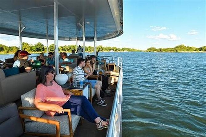 4-Day Victoria Falls and Hwange National Park Tour