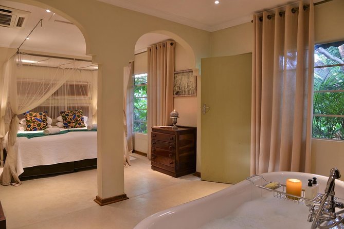 4 Days / 3 Nights The Bayete Guest Lodge Package - Price and Availability