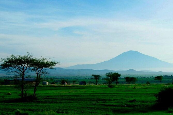 4 Days Mount Meru Private Trekking Tour - Accommodation and Meals