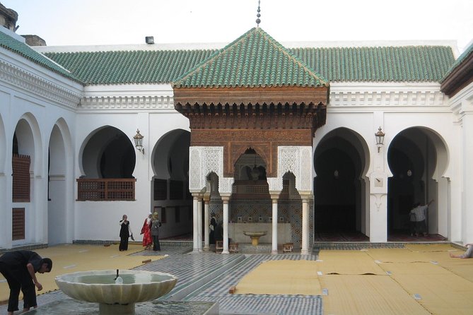 4H- Fez Medina Walking Tour With With Local Guide