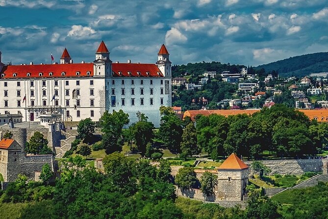 7 Days Prague, Bratislava and Budapest by Bus - Day 1: Arrival in Prague