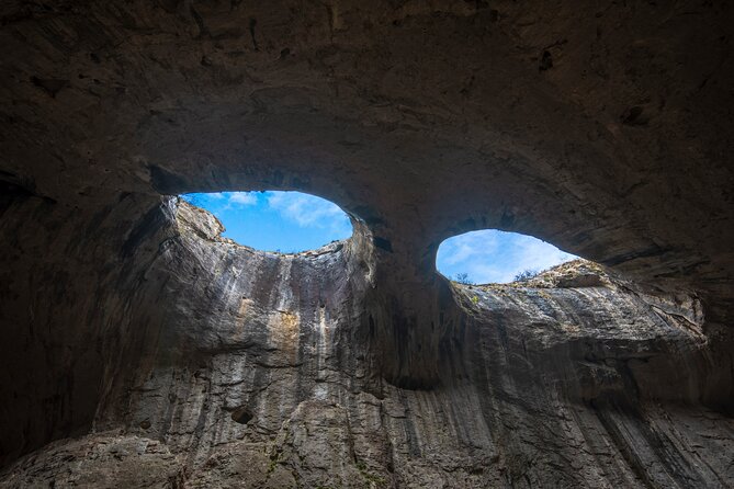 8 Days Hiking and Sightseeing Tour in Bulgaria - Group Size and Pricing