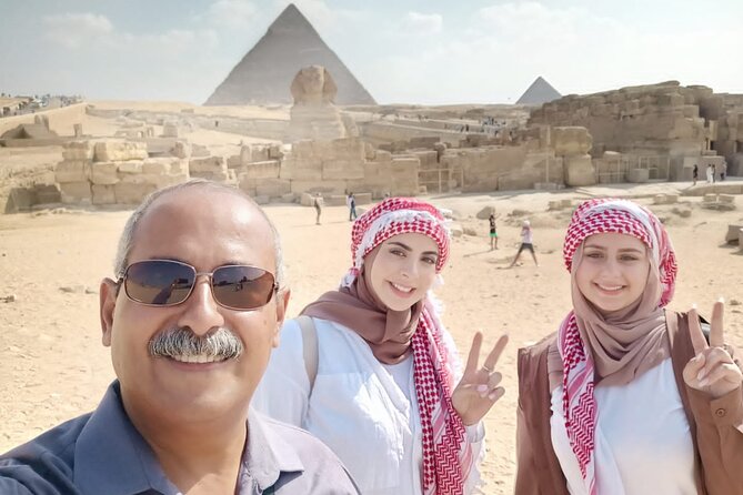 8-Hours Private Tour to Giza Pyramids Egyptian Museum Khan El Khaili Market - Tour Highlights