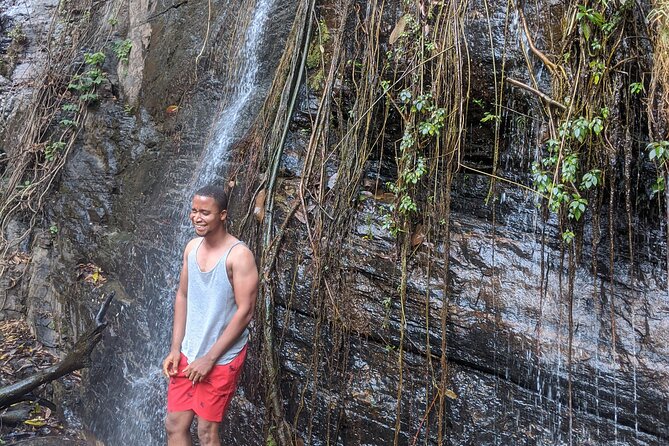 9-Day Private Guided Tour of West Africa - Pickup and Accessibility